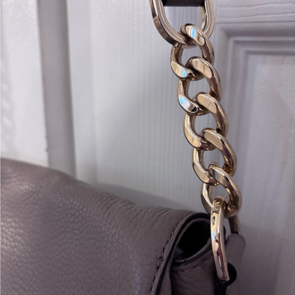 Michael Kors Brown Leather Shoulder Bag with Gold Accentsvery good condition - Picture 8 of 11